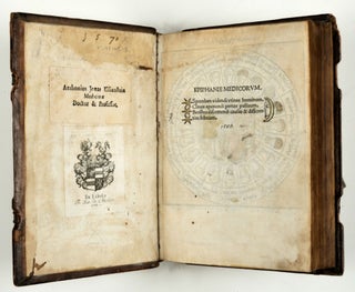 Epiphanie Medicorum. Speculum videndi urinas hominum. Clavis aperiendi portas pulsuum. Berillus discernendi causas & differentias febrium.