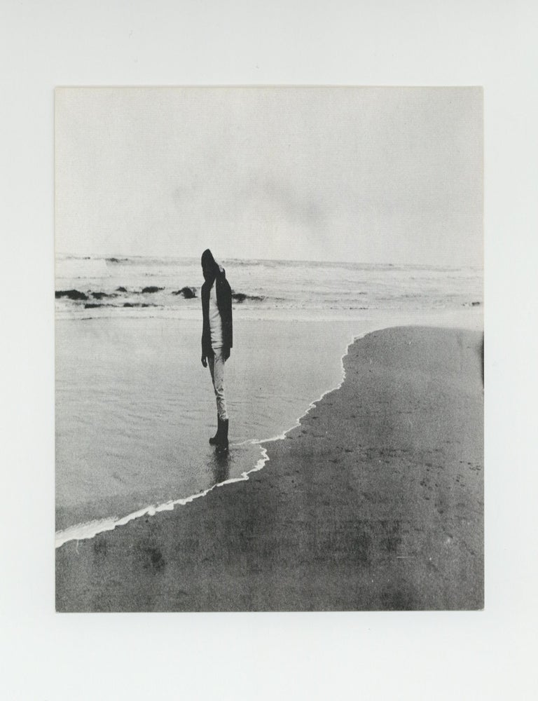 Item ID: 10651 Exhibition postcard: Lawrence Weiner in Fernsehausstellung II TV exhibition II, Identifications (30 November 1970). Lawrence WEINER.
