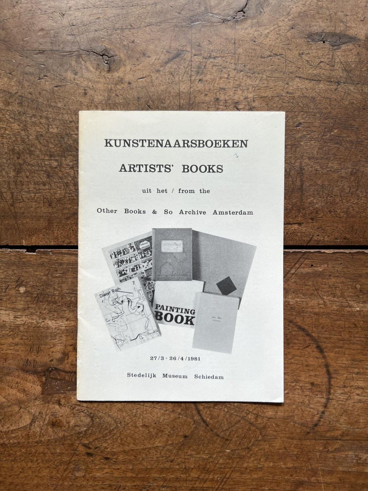 Item ID: 9374 Kunstenaarsboeken uit het [Artists’ Books from the] Other Books & So Archive...